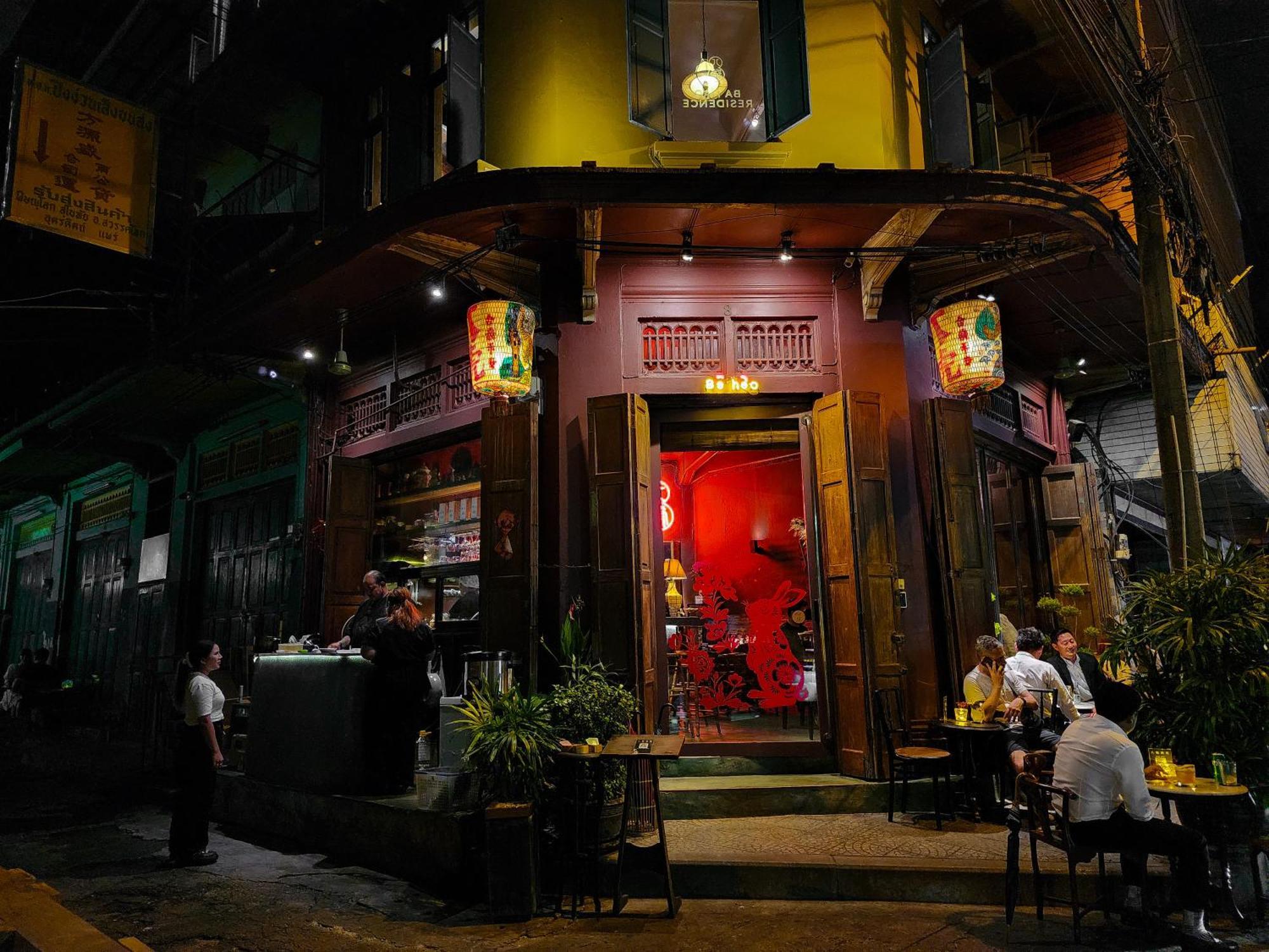 Noir Cafe And Hostel Chinatown Bangkok Exterior foto